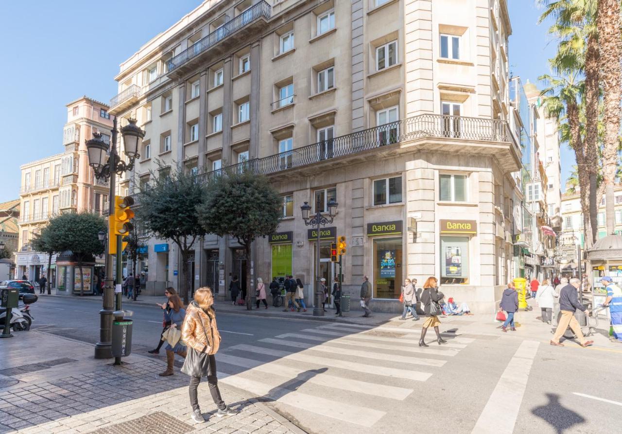 Urbe10 Atarazanas Premium Loft 4 Apartment Malaga Bagian luar foto