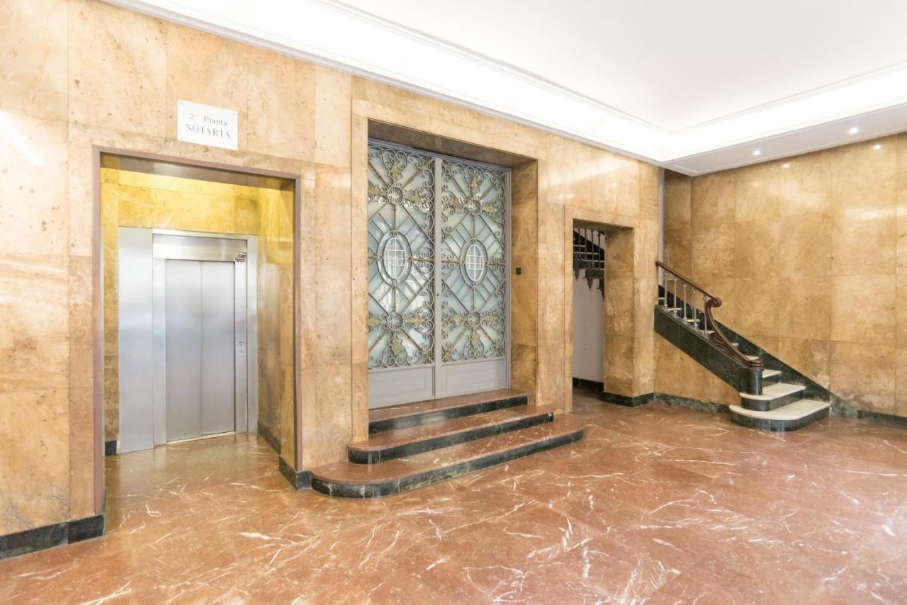 Urbe10 Atarazanas Premium Loft 4 Apartment Malaga Bagian luar foto